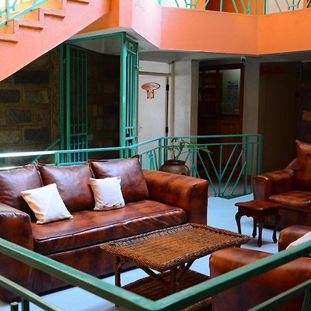 אלדורט New Green Pastures Guest House מראה חיצוני תמונה