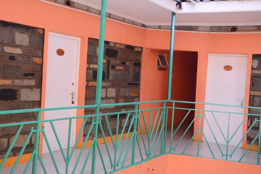 אלדורט New Green Pastures Guest House מראה חיצוני תמונה