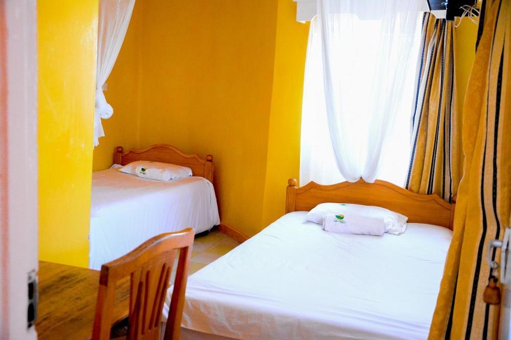 אלדורט New Green Pastures Guest House מראה חיצוני תמונה